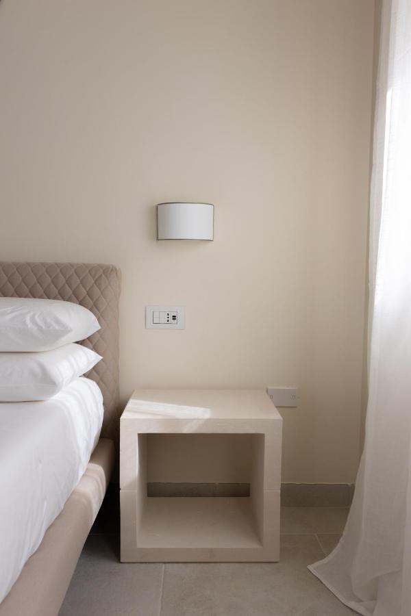 Oronti Accommodations เลชเช ภายนอก รูปภาพ