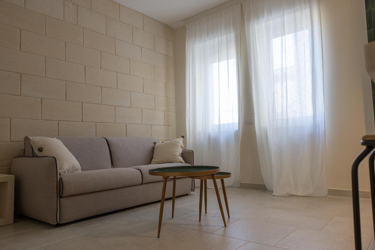 Oronti Accommodations เลชเช ภายนอก รูปภาพ