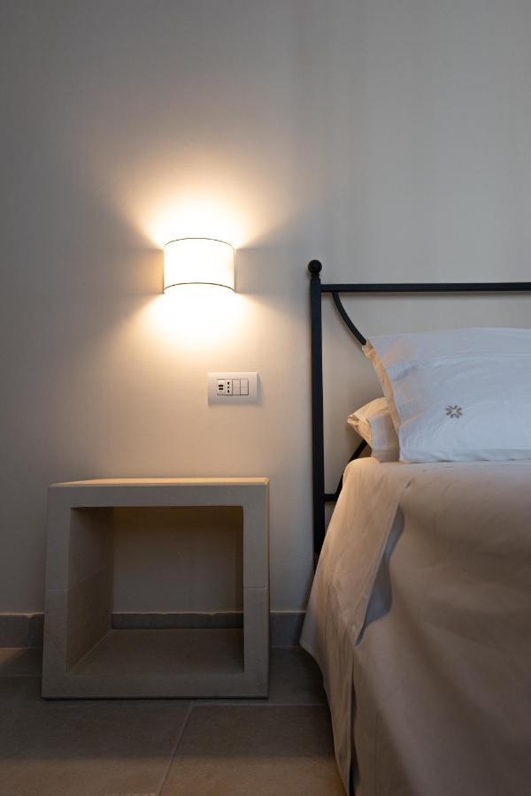Oronti Accommodations เลชเช ภายนอก รูปภาพ