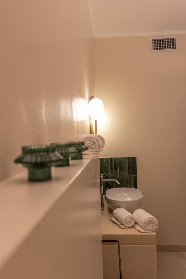 Oronti Accommodations เลชเช ภายนอก รูปภาพ