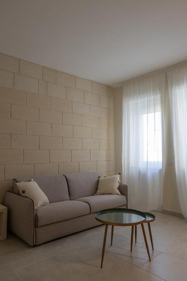 Oronti Accommodations เลชเช ภายนอก รูปภาพ