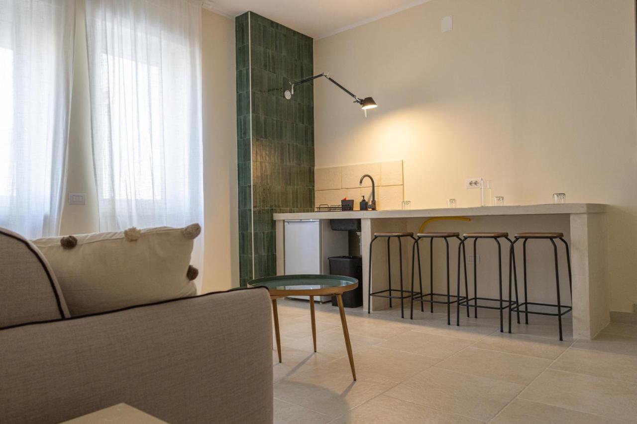 Oronti Accommodations เลชเช ภายนอก รูปภาพ