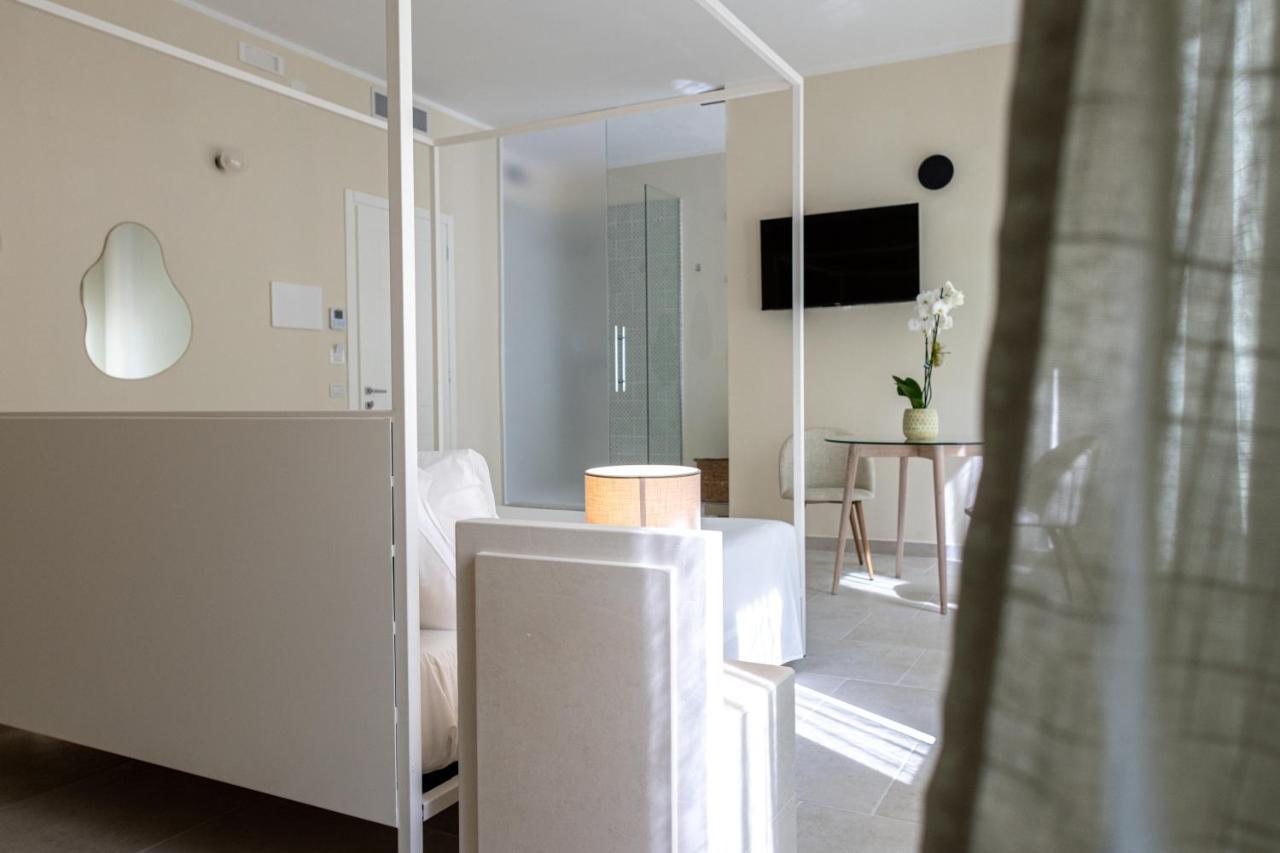 Oronti Accommodations เลชเช ภายนอก รูปภาพ