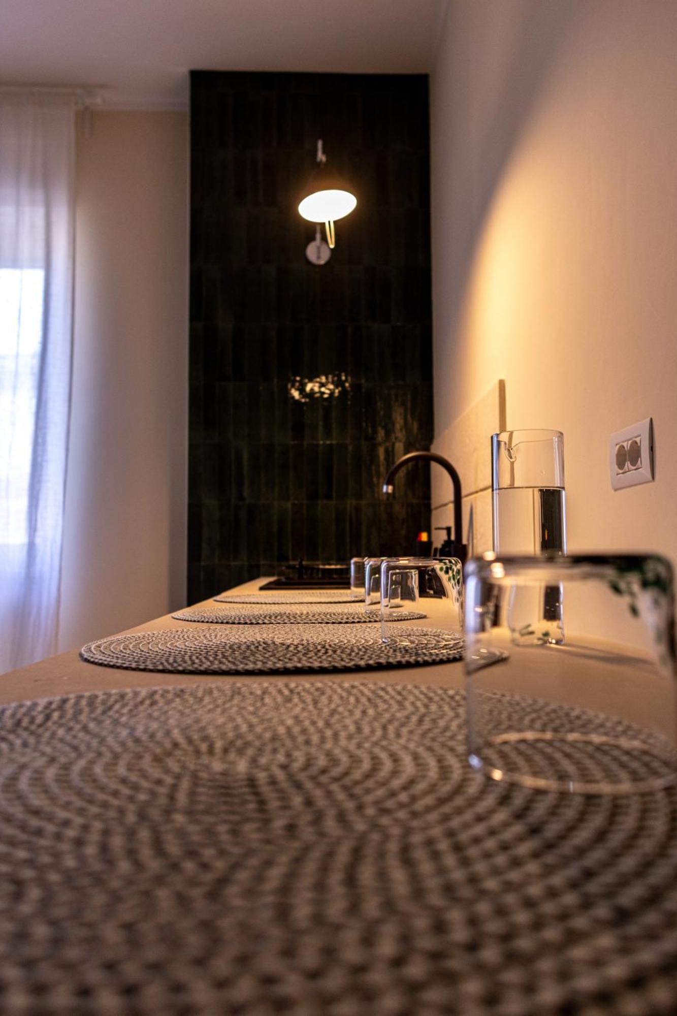 Oronti Accommodations เลชเช ภายนอก รูปภาพ