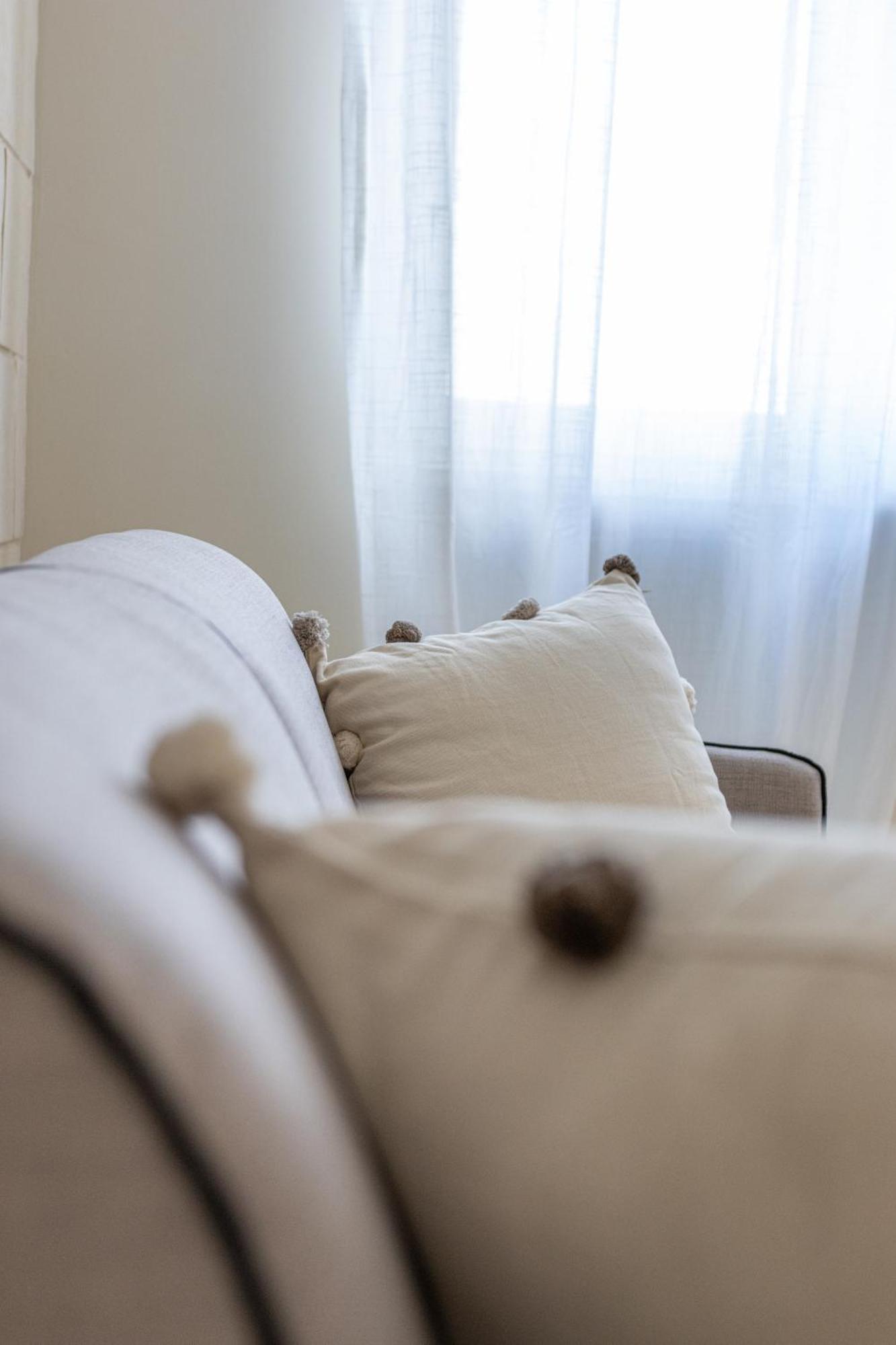 Oronti Accommodations เลชเช ภายนอก รูปภาพ
